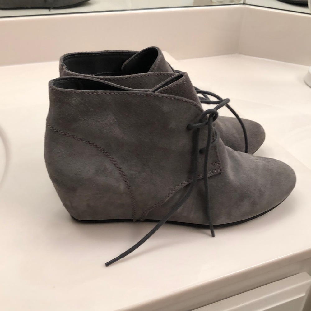 Nine West wedge